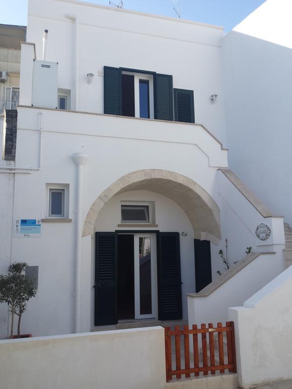 La Scaletta 19 Hotel Crispiano Luaran gambar