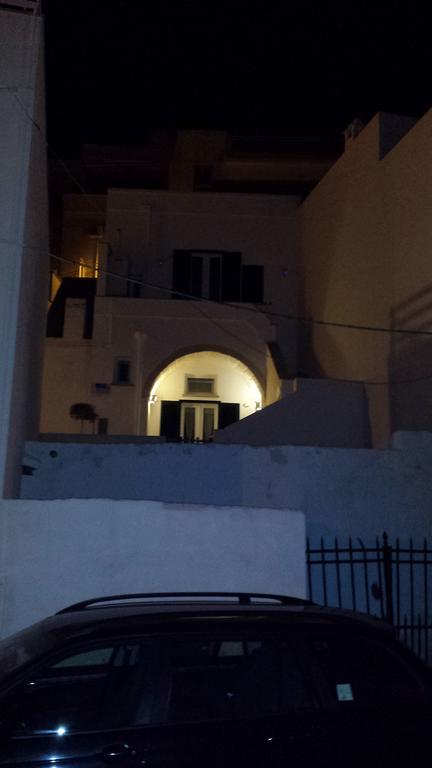 La Scaletta 19 Hotel Crispiano Luaran gambar
